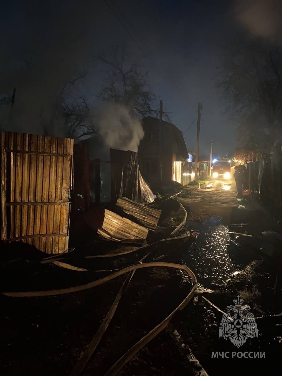 Дом с баней сгорели в садовом товариществе «Зефс» в Нижнем Новгороде |  Информационное агентство «Время Н»