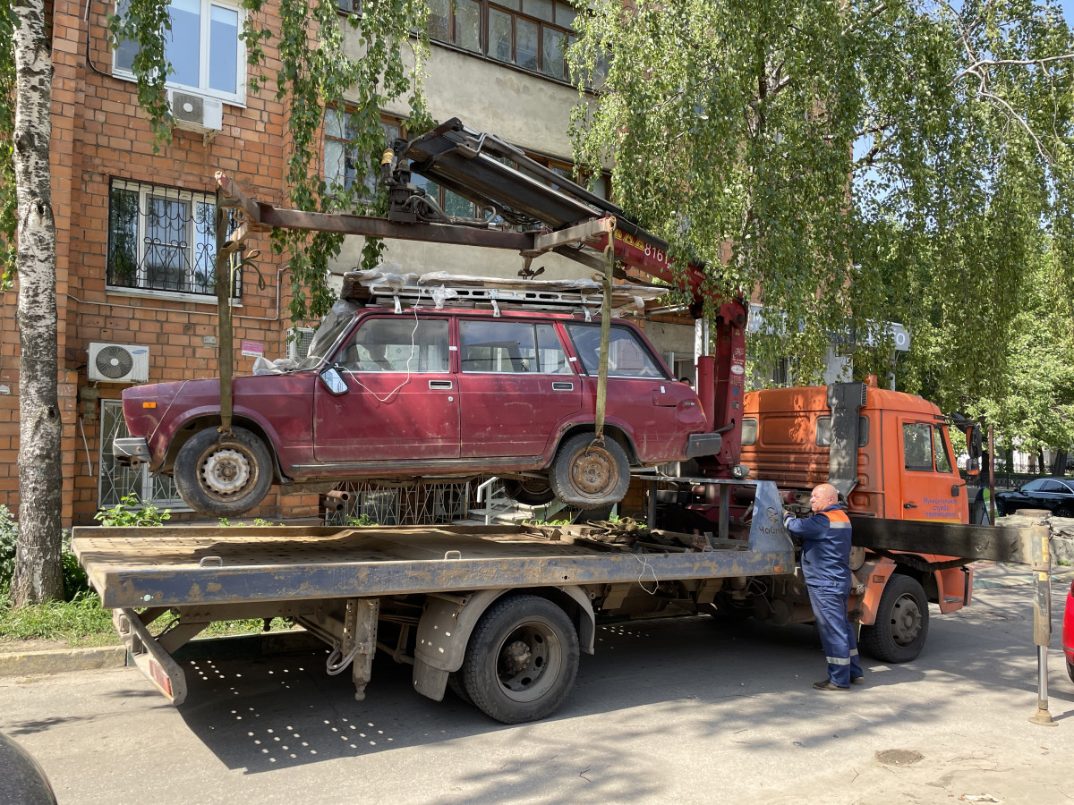 Более 30 брошенных и разукомплектованных автомобилей выявлено в  Нижегородском районе за месяц | Информационное агентство «Время Н»