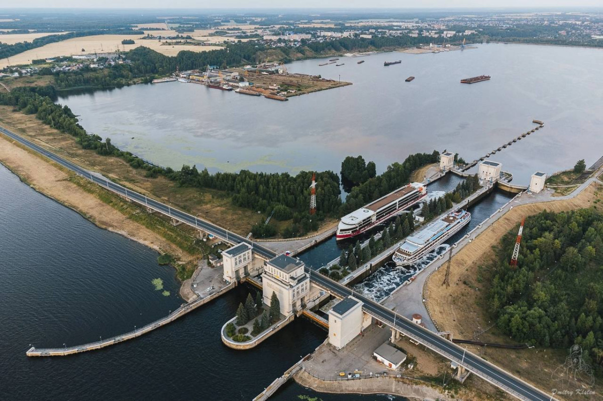 Две баржи повредили подводные ворота шлюза Городецкого гидроузла |  Информационное агентство «Время Н»