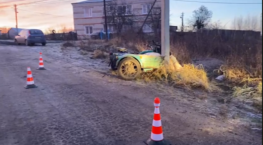 Мотоциклит погиб, врезавшись в столб в Нижегородской области