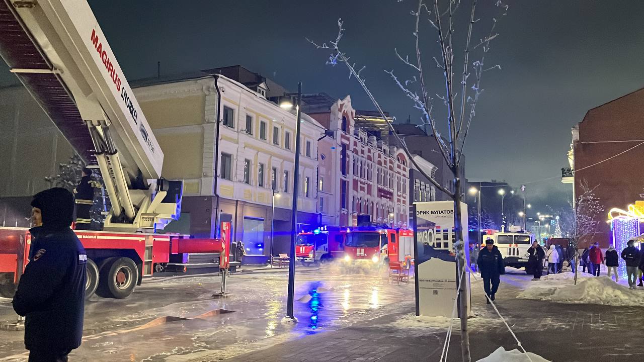 Опубликованы фото и видео пожара в кафе на Большой Покровской | 08.12.2023  | Нижний Новгород - БезФормата