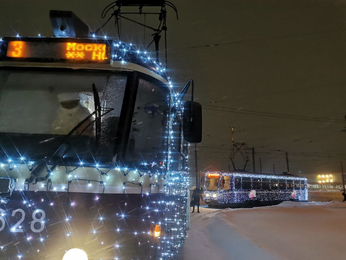 Новогодние трамваи начали ходить в Нижнем Новгороде