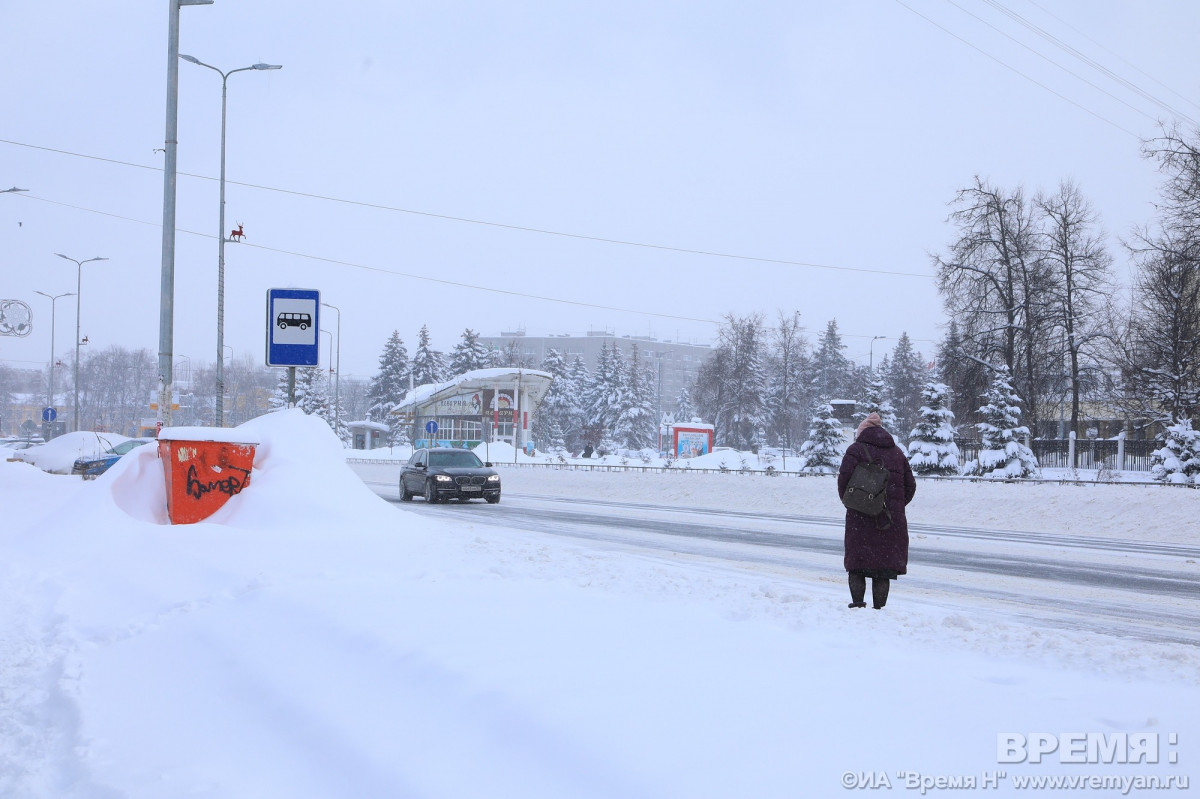 Нижегородцев просят отказаться от поездок на личном транспорте из-за  снегопада | Информационное агентство «Время Н»