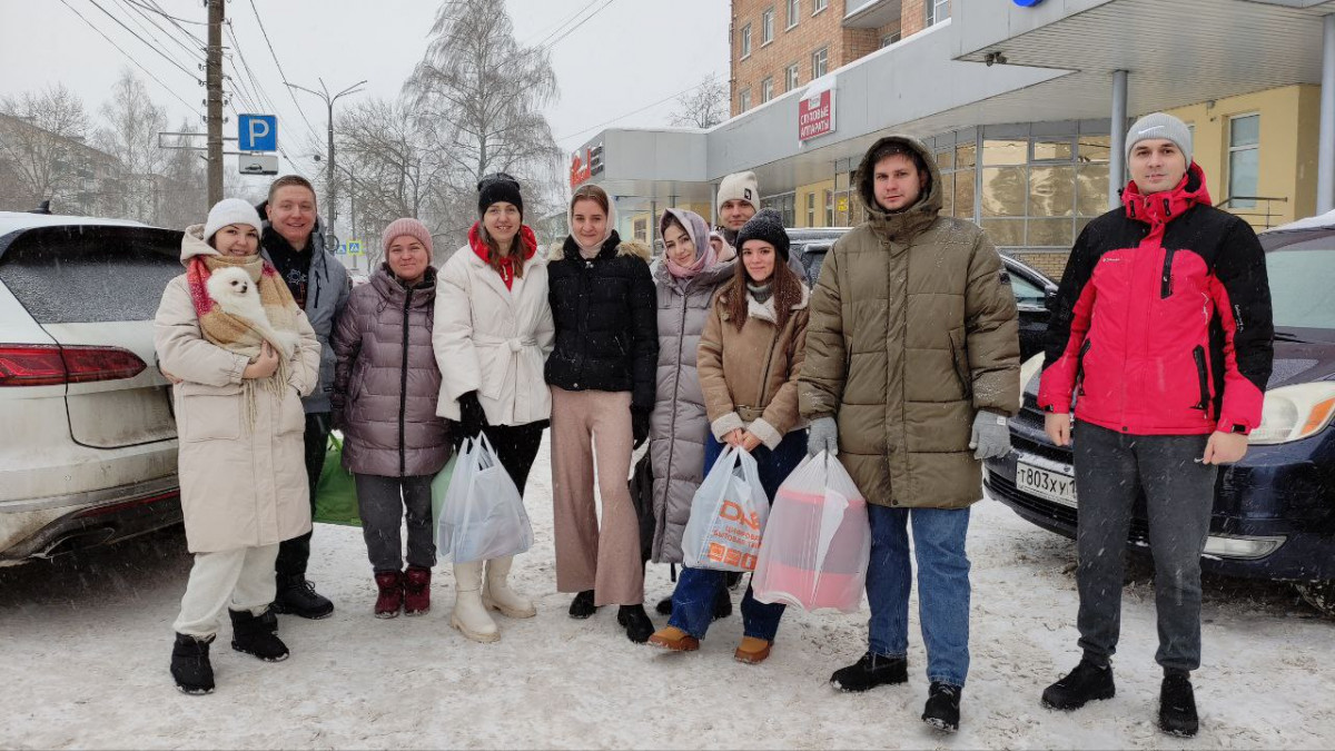 Волонтеры ОМК собрали технику для многодетных и малоимущих семей в Выксе |  Информационное агентство «Время Н»