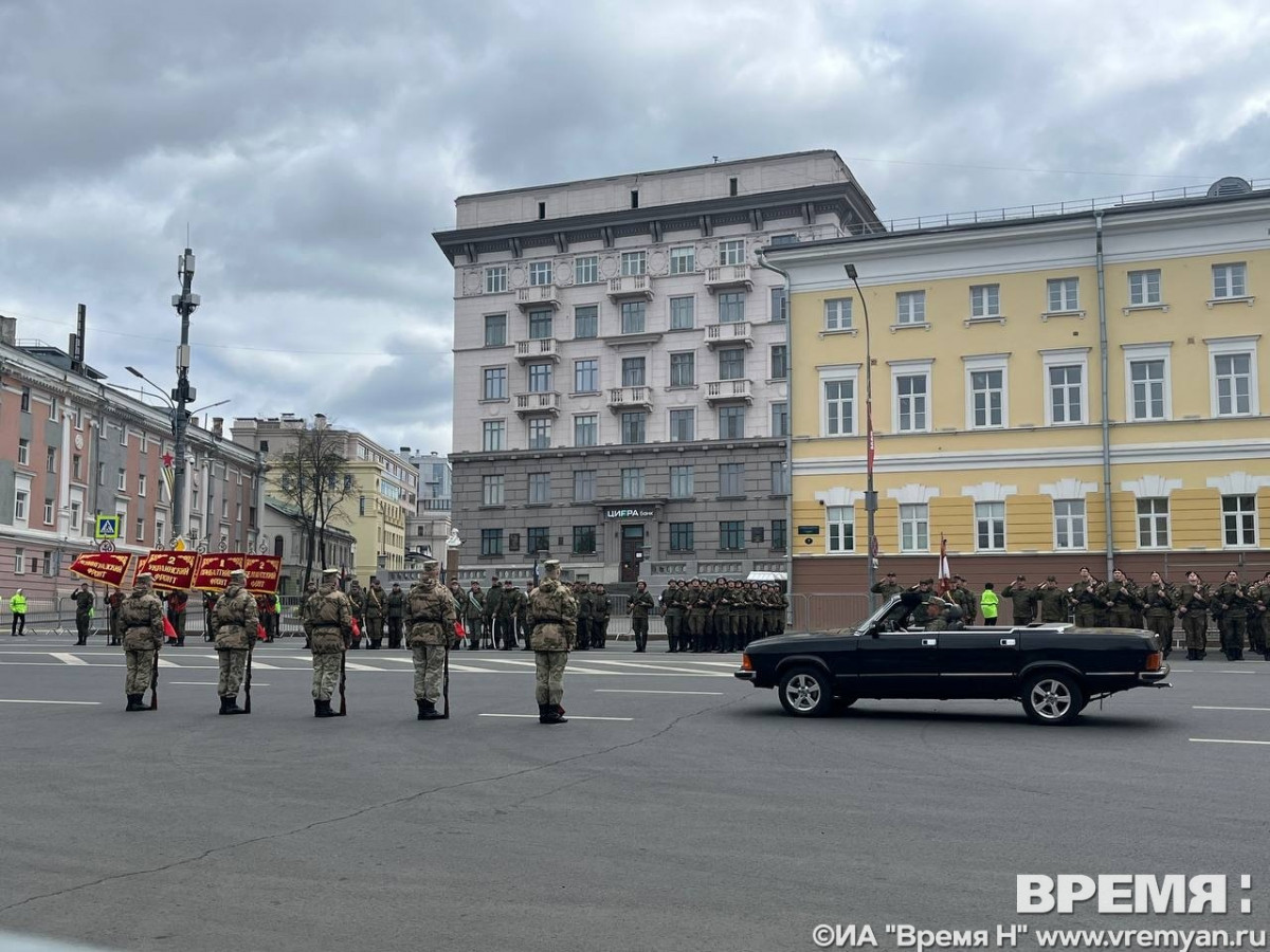 Опубликованы фото и видео с репетиции парада Победы в Нижнем Новгороде |  Информационное агентство «Время Н»