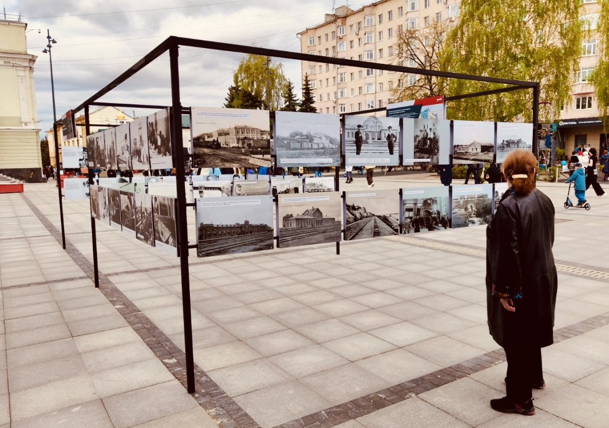 Фотовыставка истории становления ГЖД начала свою работу в Нижнем Новгороде  | Информационное агентство «Время Н»