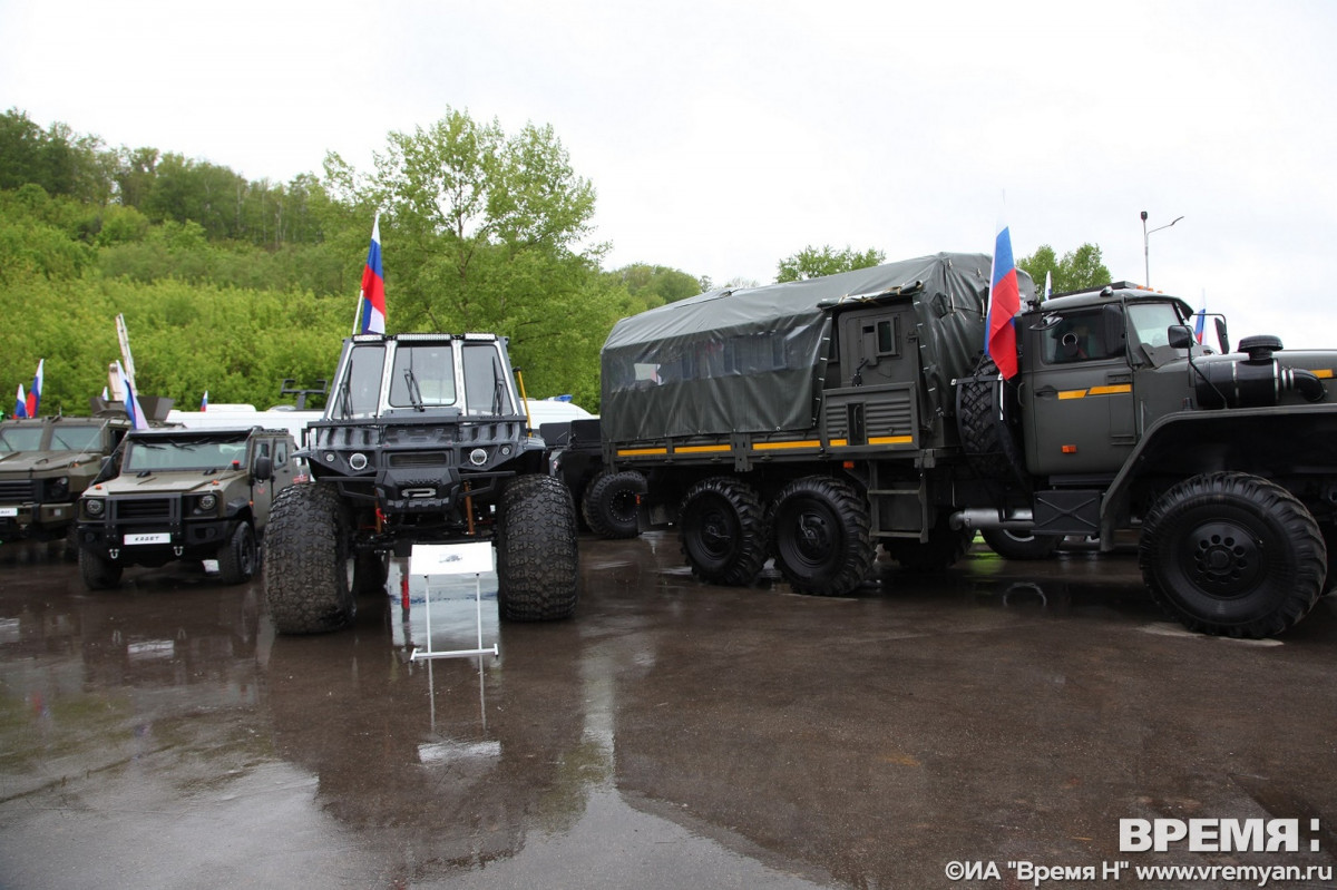 Выставка техники и вооружения Росгвардии открылась в Нижнем Новгороде |  17.05.2024 | Нижний Новгород - БезФормата