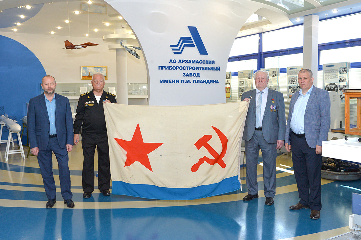 Встреча с Виктором Крикуновым и Вячеславом Пучковым прошла в музее истории АПЗ