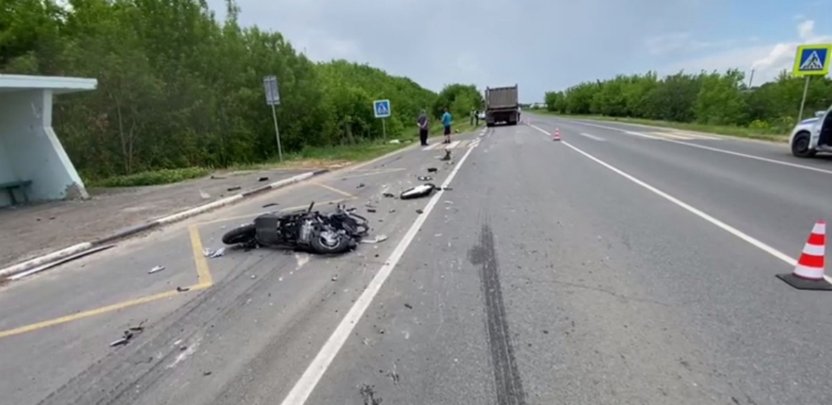 Женщина на скутере погибла при столкновении с грузовиком в Нижегородской области