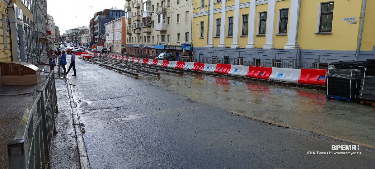 Улицу Большую Печерскую перекроют из-за ремонта трамвайных путей