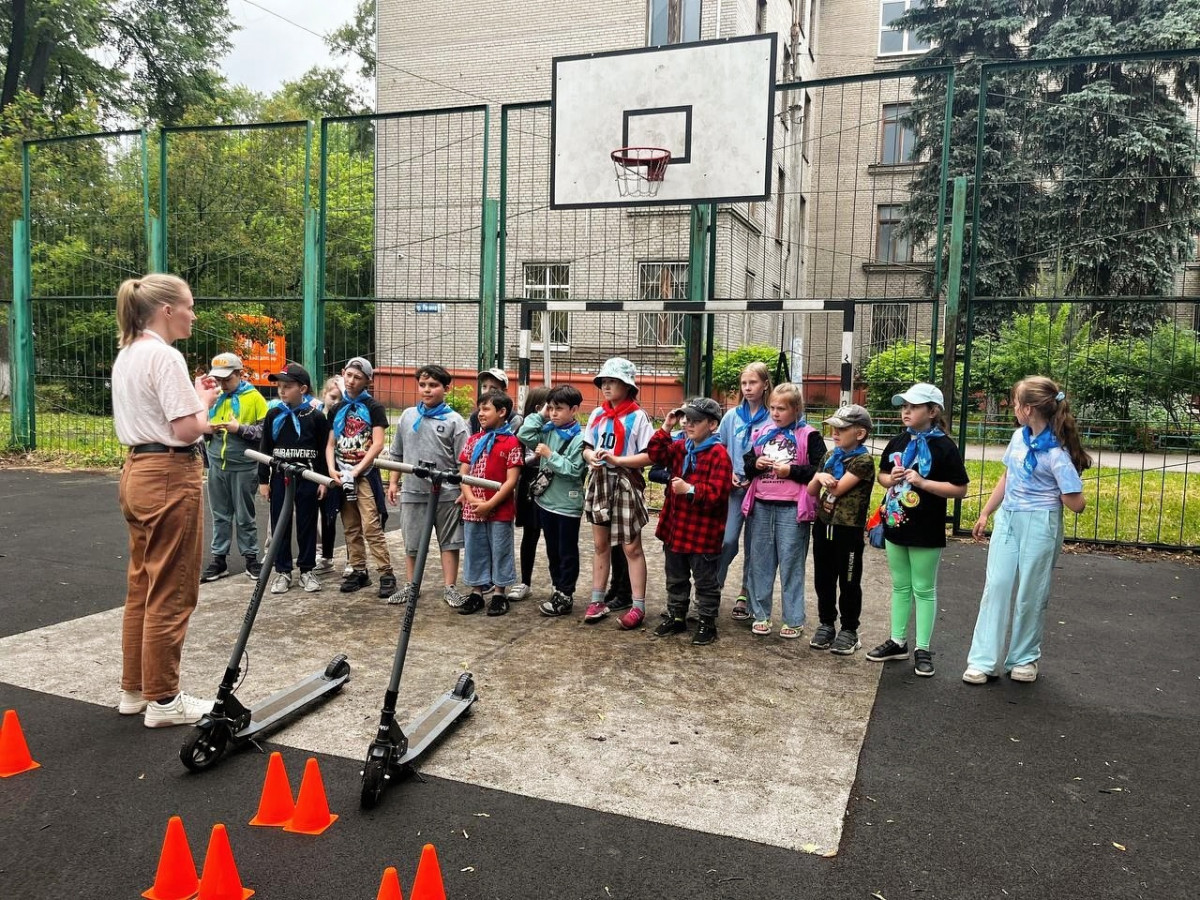 Более 600 детей, отдыхающих в нижегородских лагерях, посетили занятия  мобильной «Лаборатории безопасности» | Информационное агентство «Время Н»