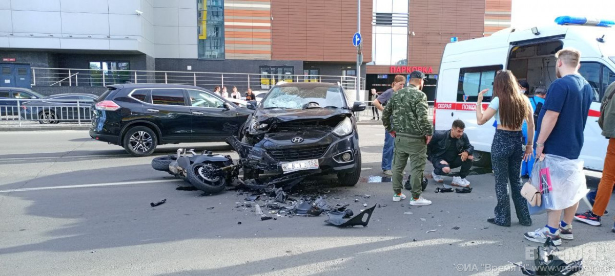 Мотоциклиста сбили у ТРК «Небо» в Нижнем Новгороде 27 июня