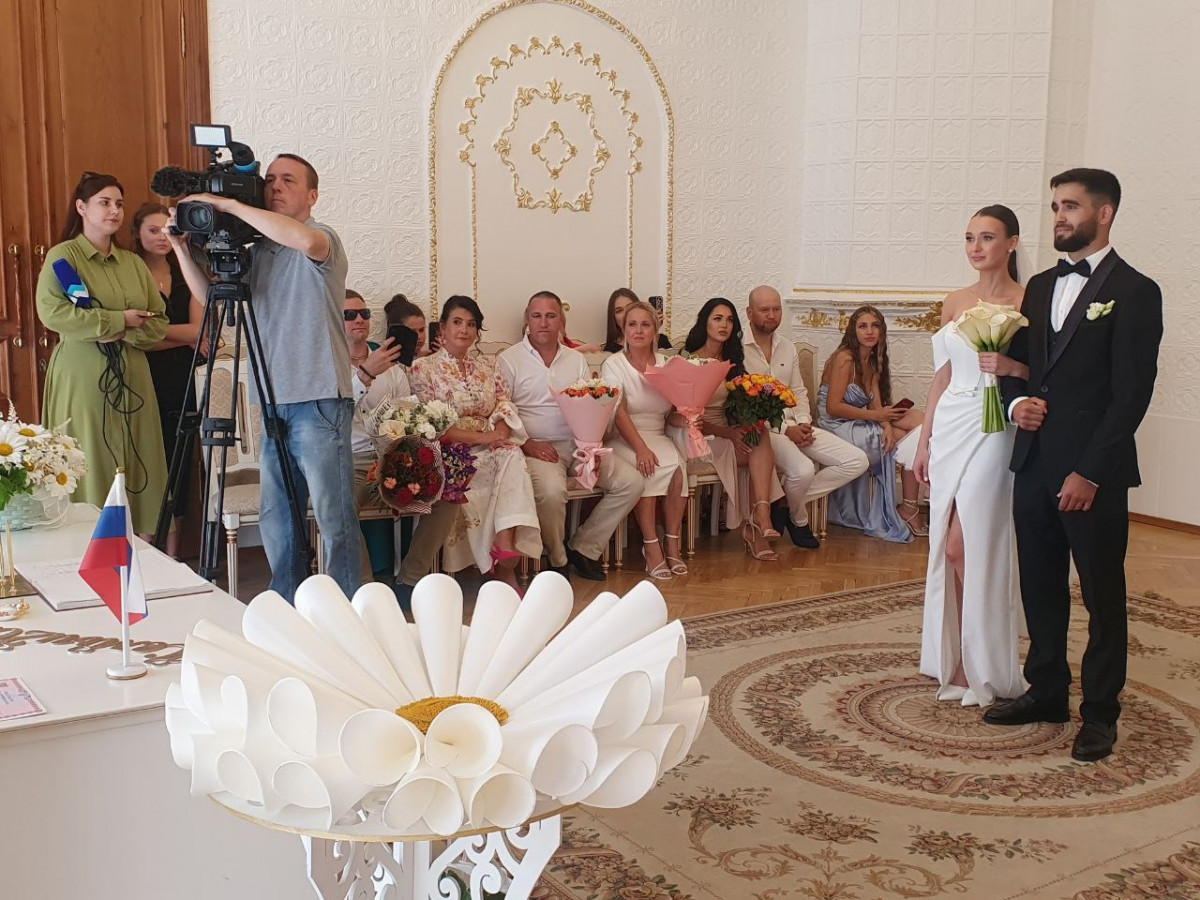 184 нижегородские пары заключили брак в День семьи, любви и верности