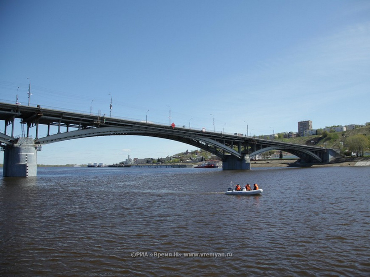 Женщину спасли после падения с Канавинского моста в Нижнем Новгороде