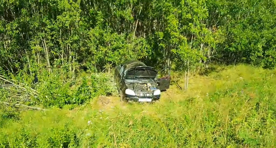 Пьяная 16-летняя девушка за рулем автомобиля опрокинулась в кювет в Нижегородской области