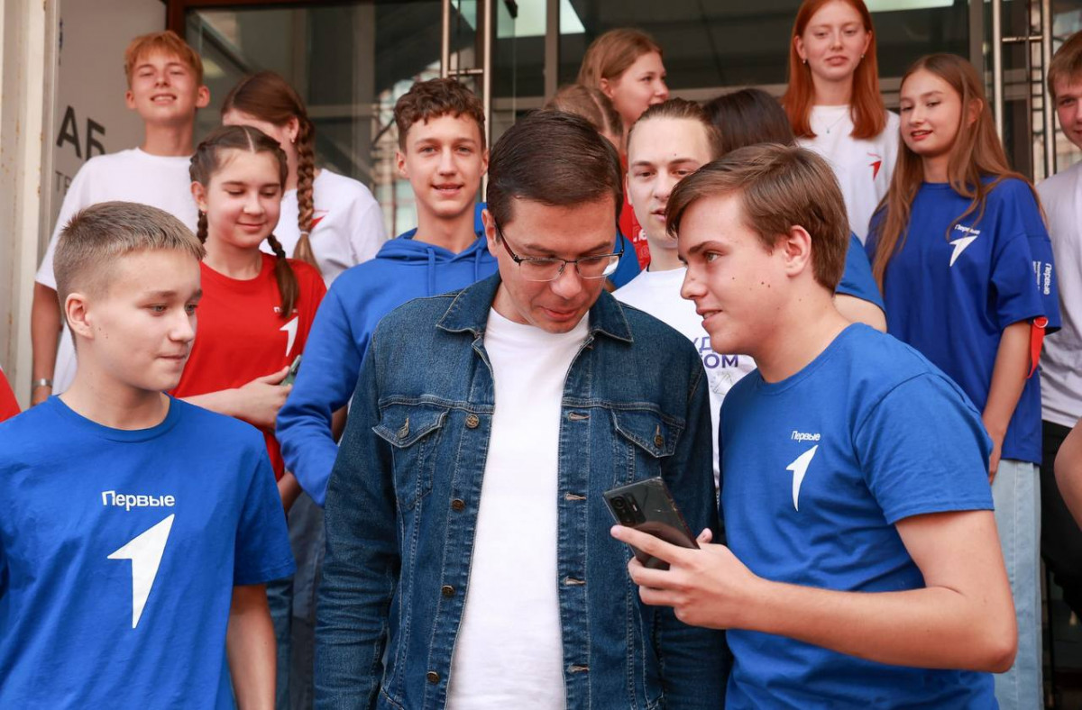 Шалабаев встретился с юными нижегородцами из «Движения Первых»