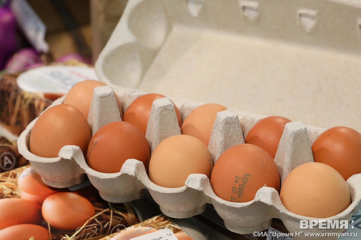 Нижегородцам порекомендовали воздержаться от употребления сырых яиц
