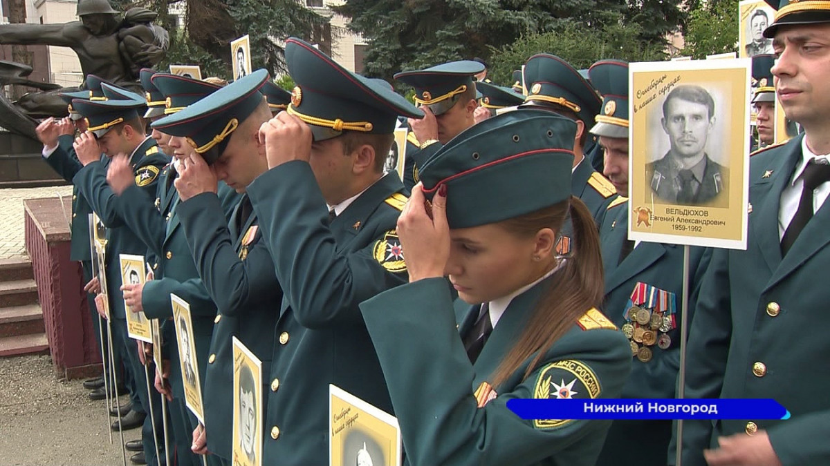 Сотрудники пожарной охраны почтили память погибших при исполнении долга