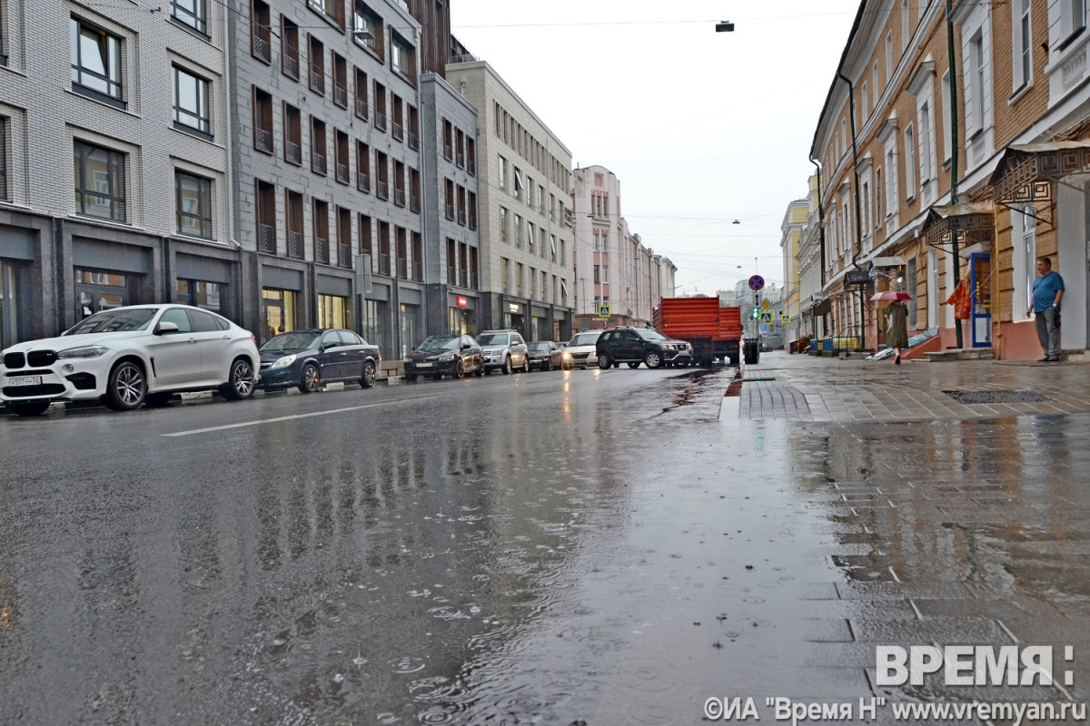 Прорыв водопровода на Большой Печерской обещают устранить за 2 недели