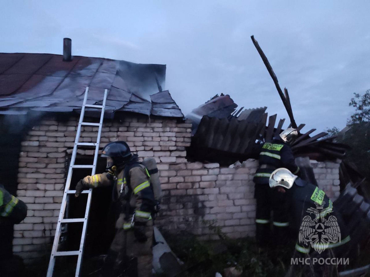 Мужчина погиб на пожаре в Володарском районе Нижегородской области