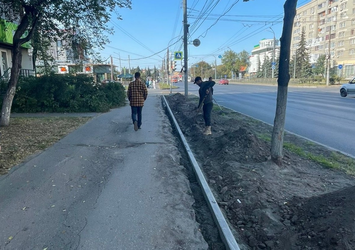 Ремонт тротуара начался на улице Веденяпина в Нижнем Новгороде