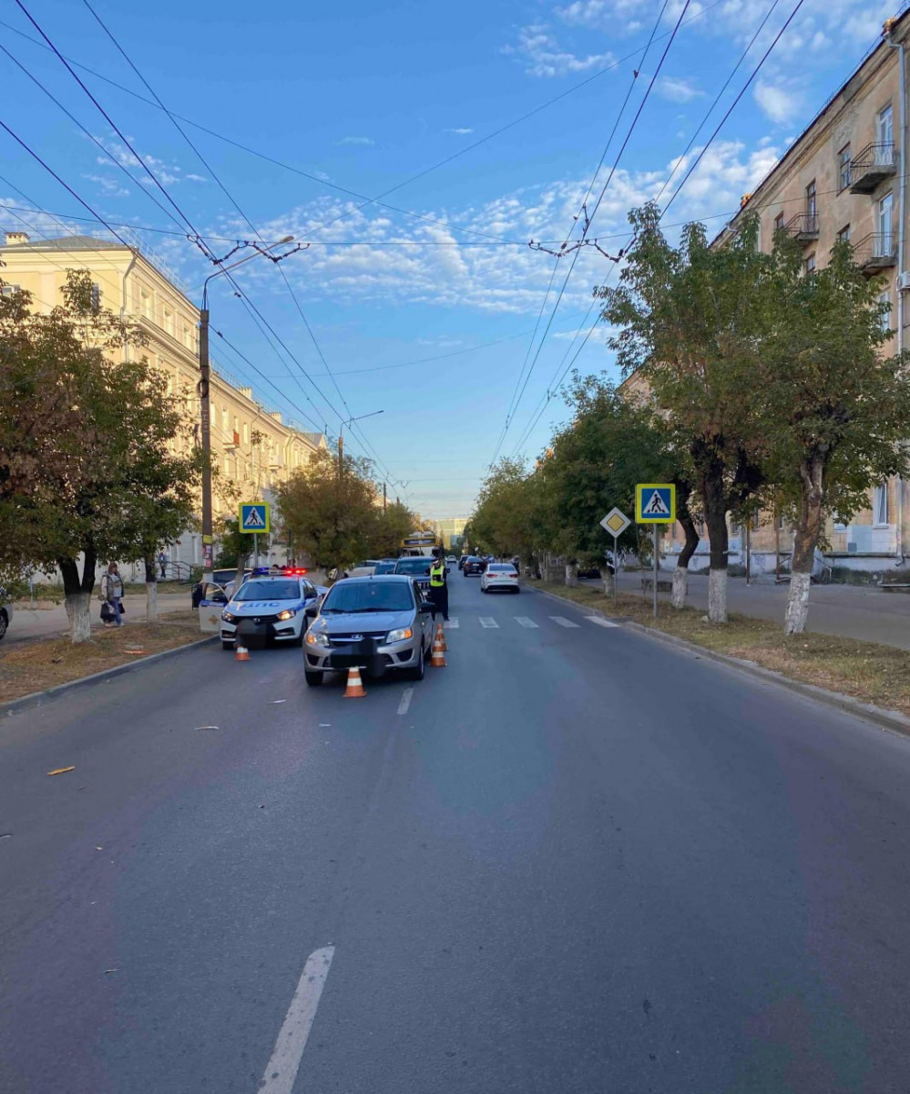 Несовершеннолетнюю девочку сбили на пешеходном переходе в Дзержинске