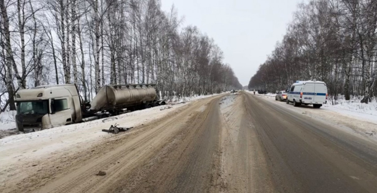 Один человек погиб в ДТП с большегрузом на трассе в Нижегородской области