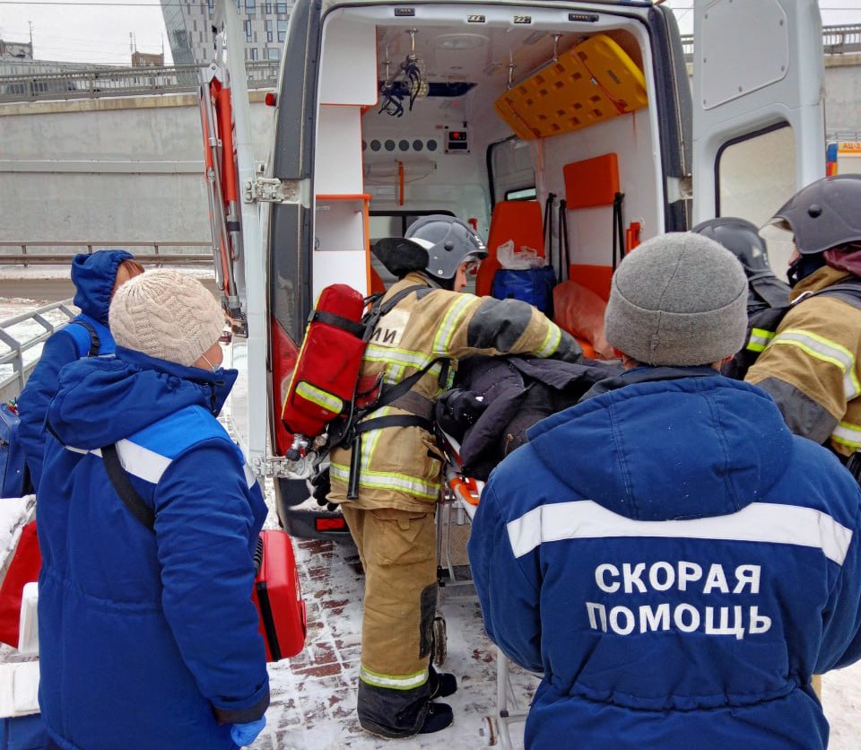 Роман Пегов: один из самых частых поводов к вызову «скорой» в новогодние праздники — уличный травматизм