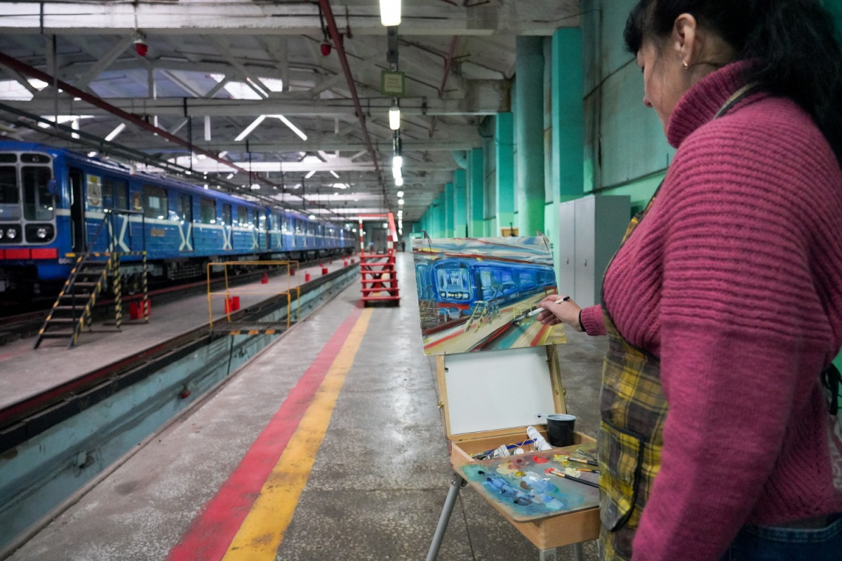 Депо нижегородского метрополитена на один день стало студией для художников