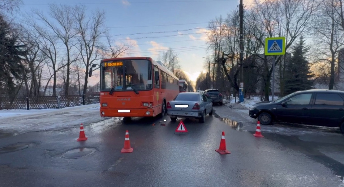 Женщина пострадала в ДТП с автобусом в Арзамасе