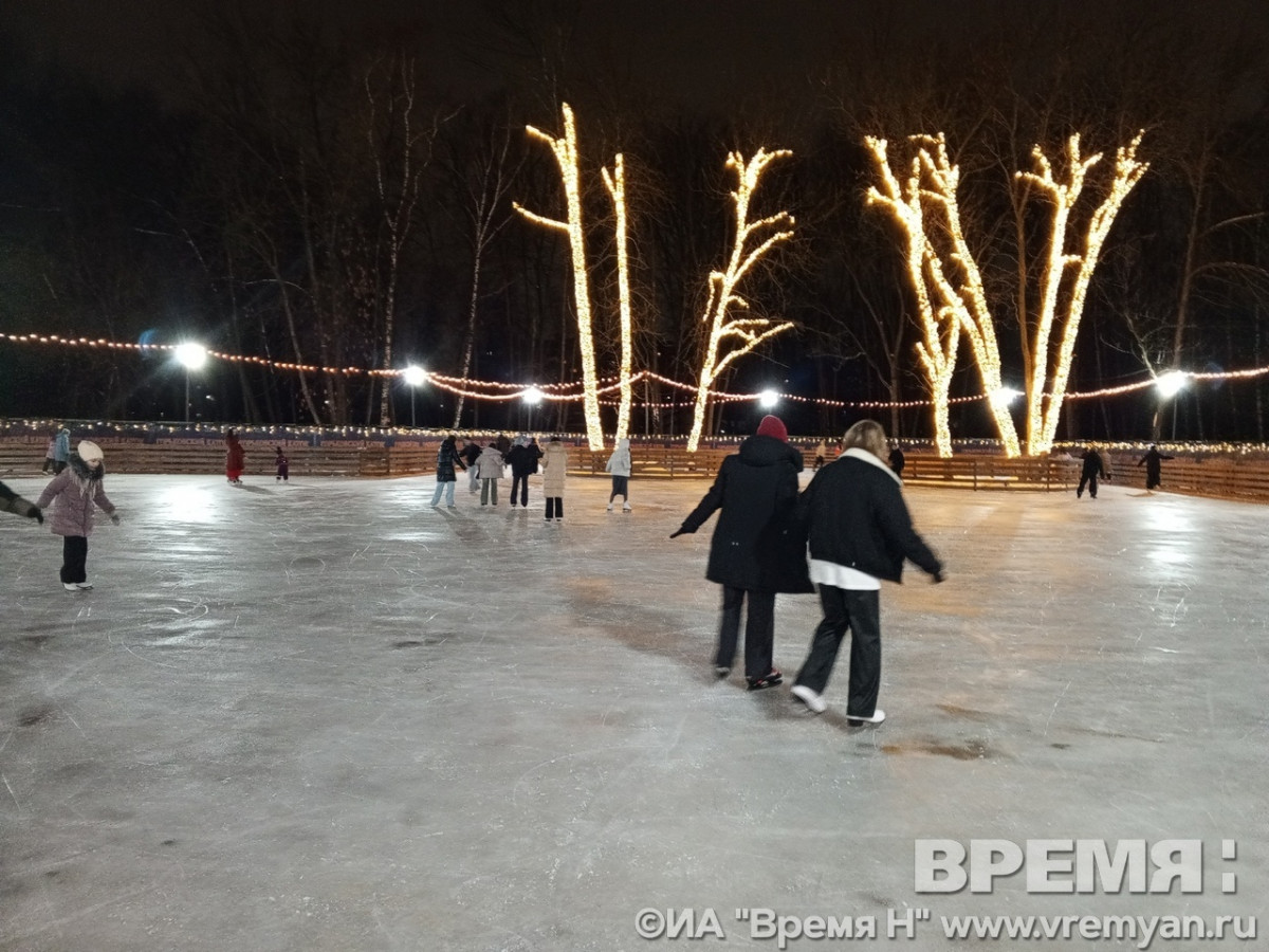 Оттепель закрывает катки в Нижнем Новгороде