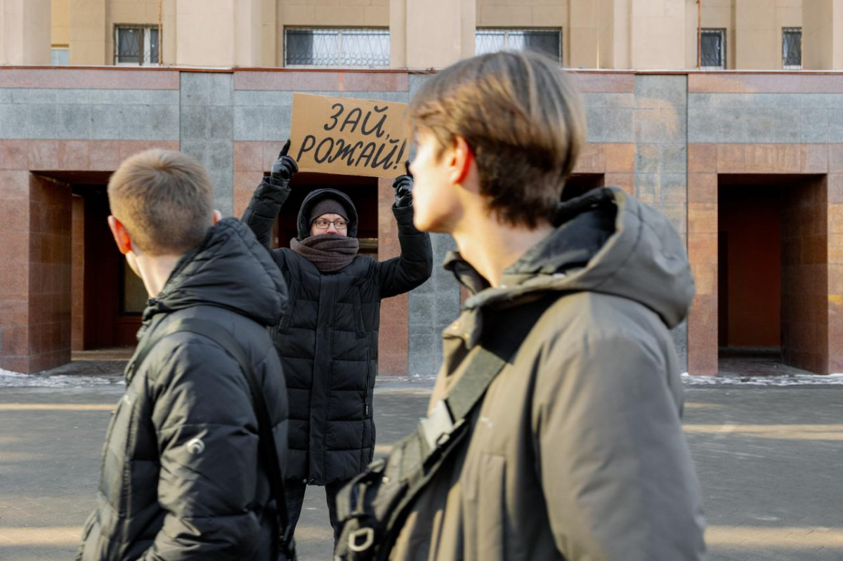 Флешмоб в поддержку материнства прошел в Нижнем Новгороде